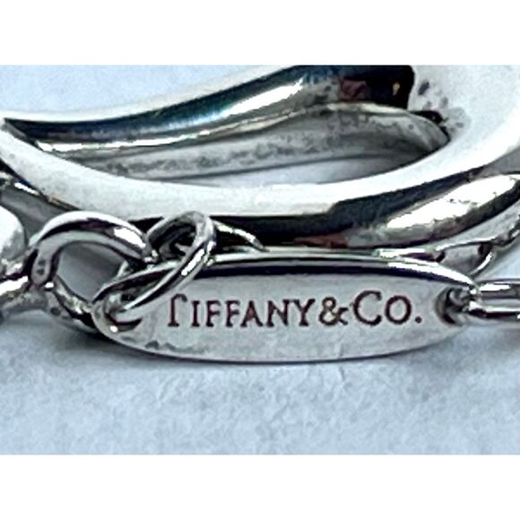 Retired Tiffany & Co Elsa Peretti Open Teardrop Pendant Necklace - Silver - Picture 14 of 16